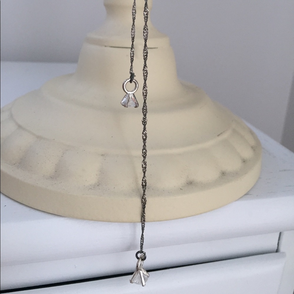 Long chain with mini ‘diamond’ ends